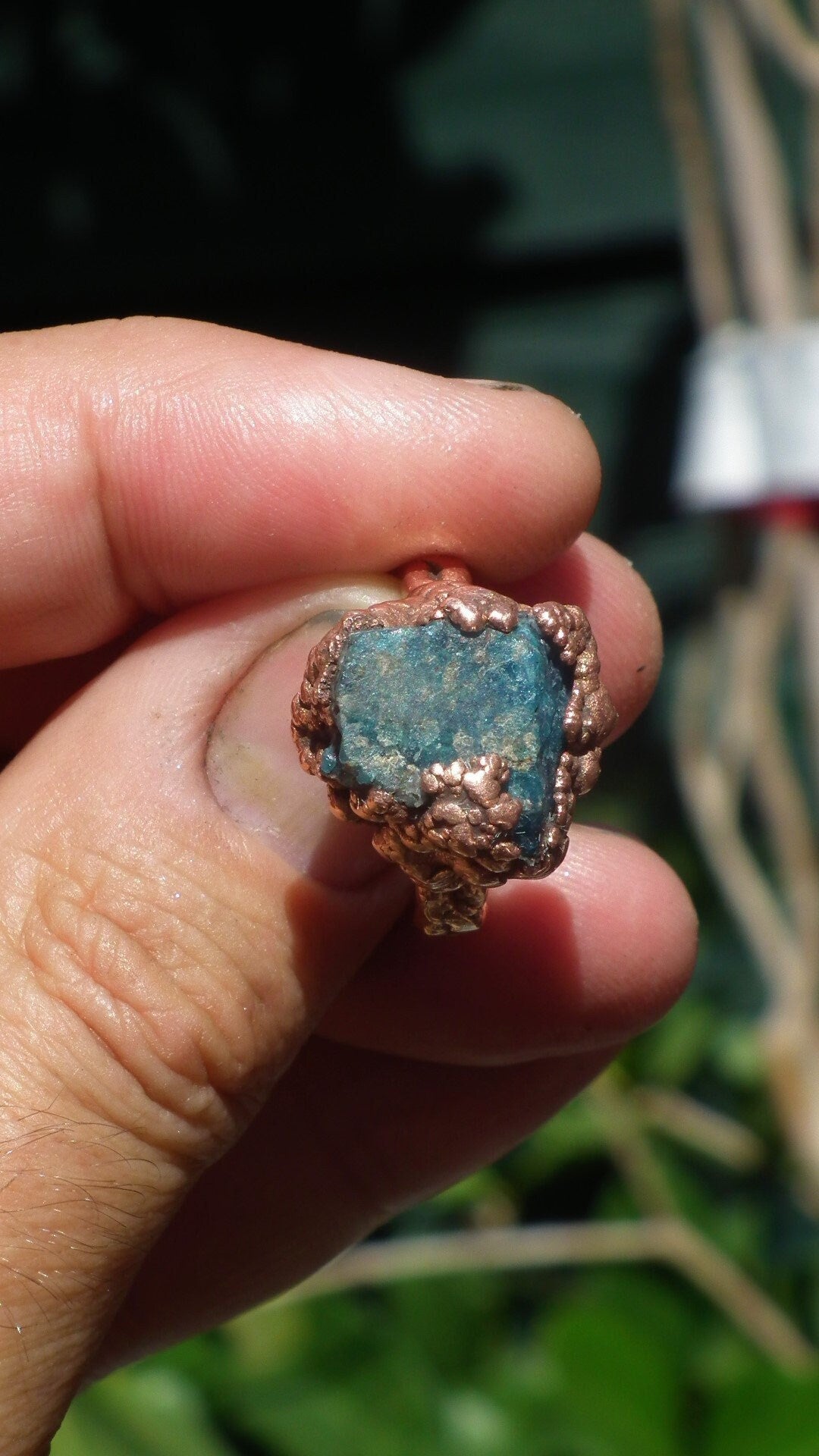 Blue apatite ring / Electroformed copper / Raw blue apatite