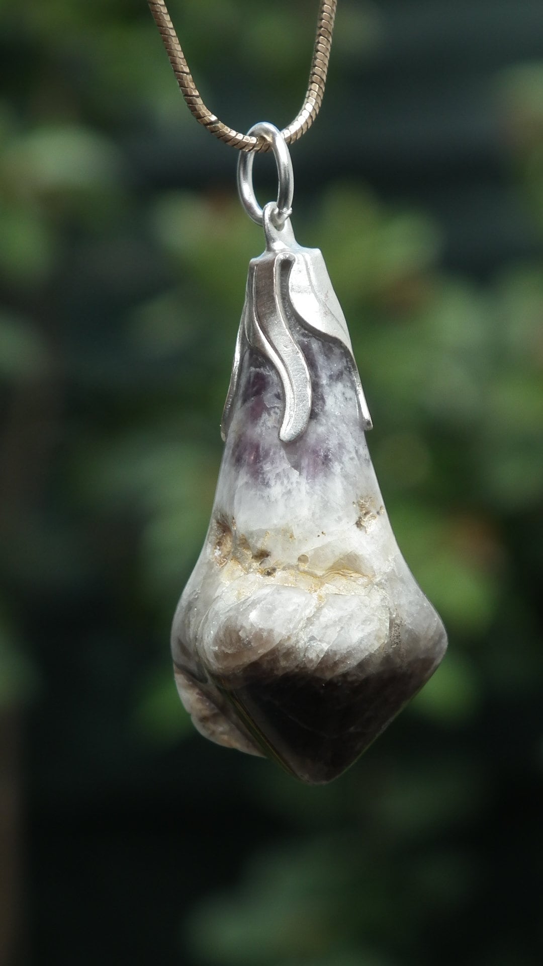 Chevron Amethyst necklace with silver plated bail // amethyst crystal