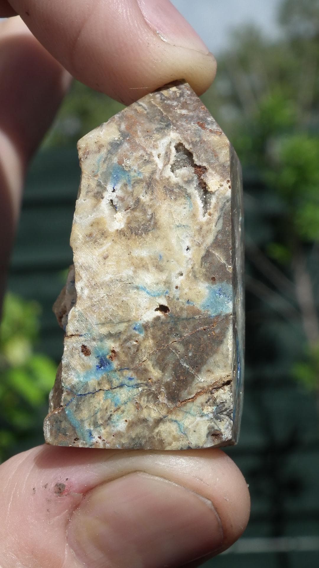 Azurite crystal // Azurite point // azurite tower