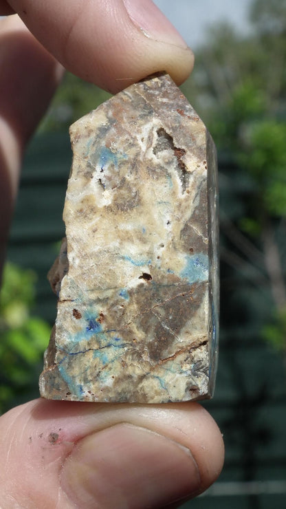 Azurite crystal // Azurite point // azurite tower