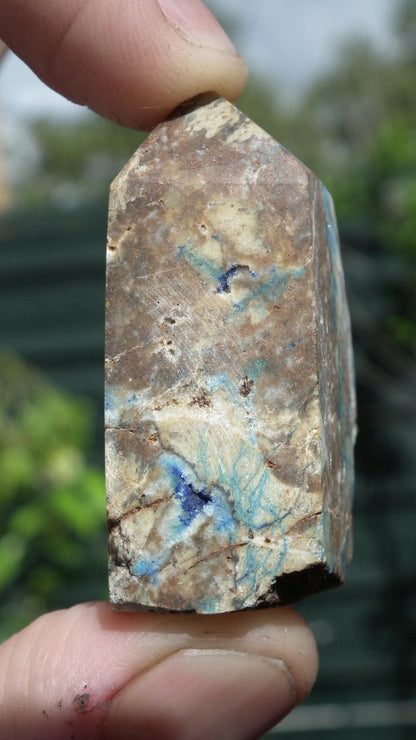 Azurite crystal // Azurite point // azurite tower