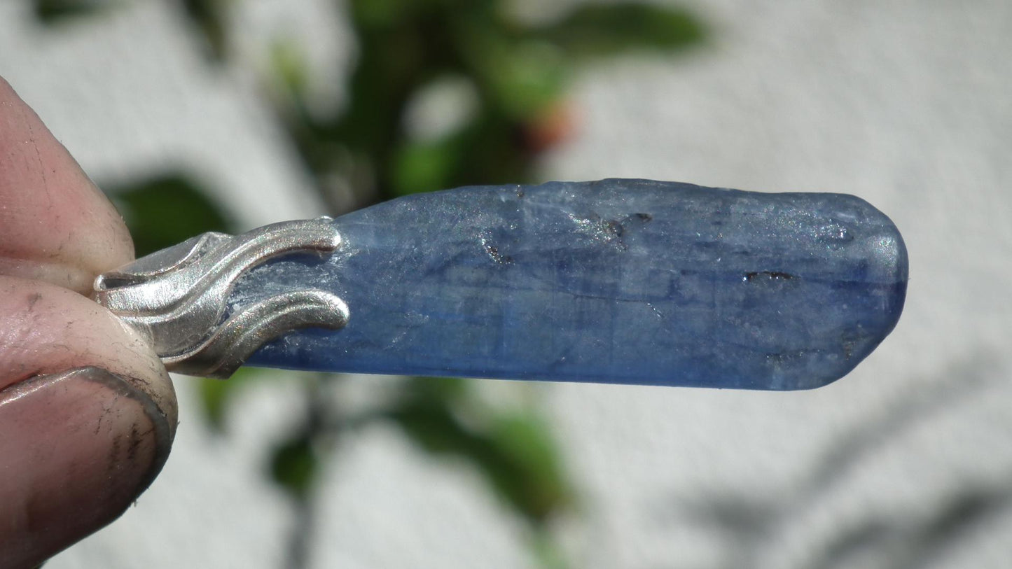 Blue kyanite pendant