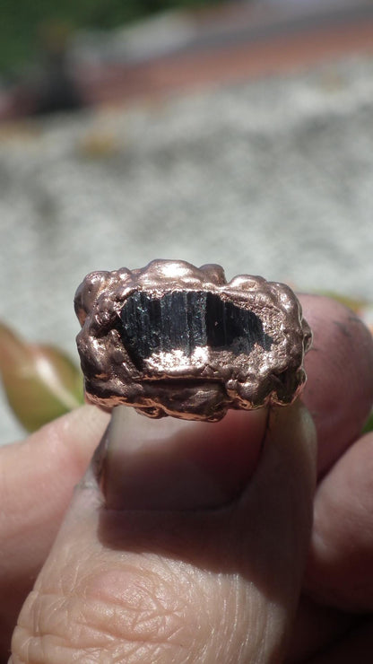 Black tourmaline ring / Copper ring