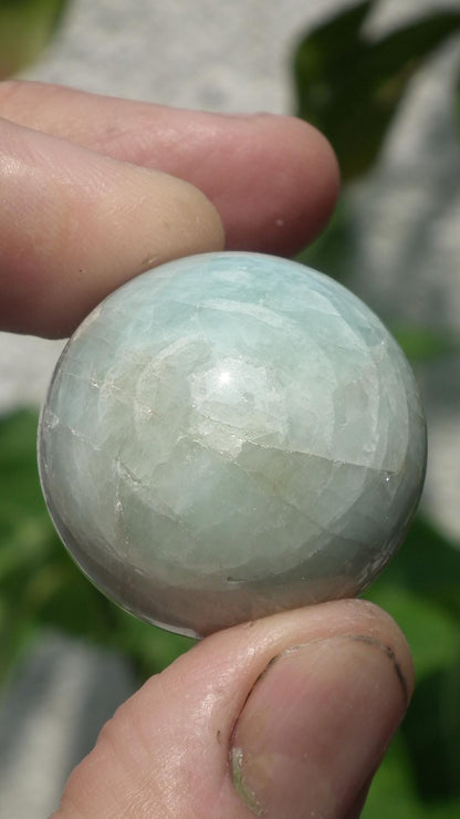 Auamarine sphere // Crystal sphere
