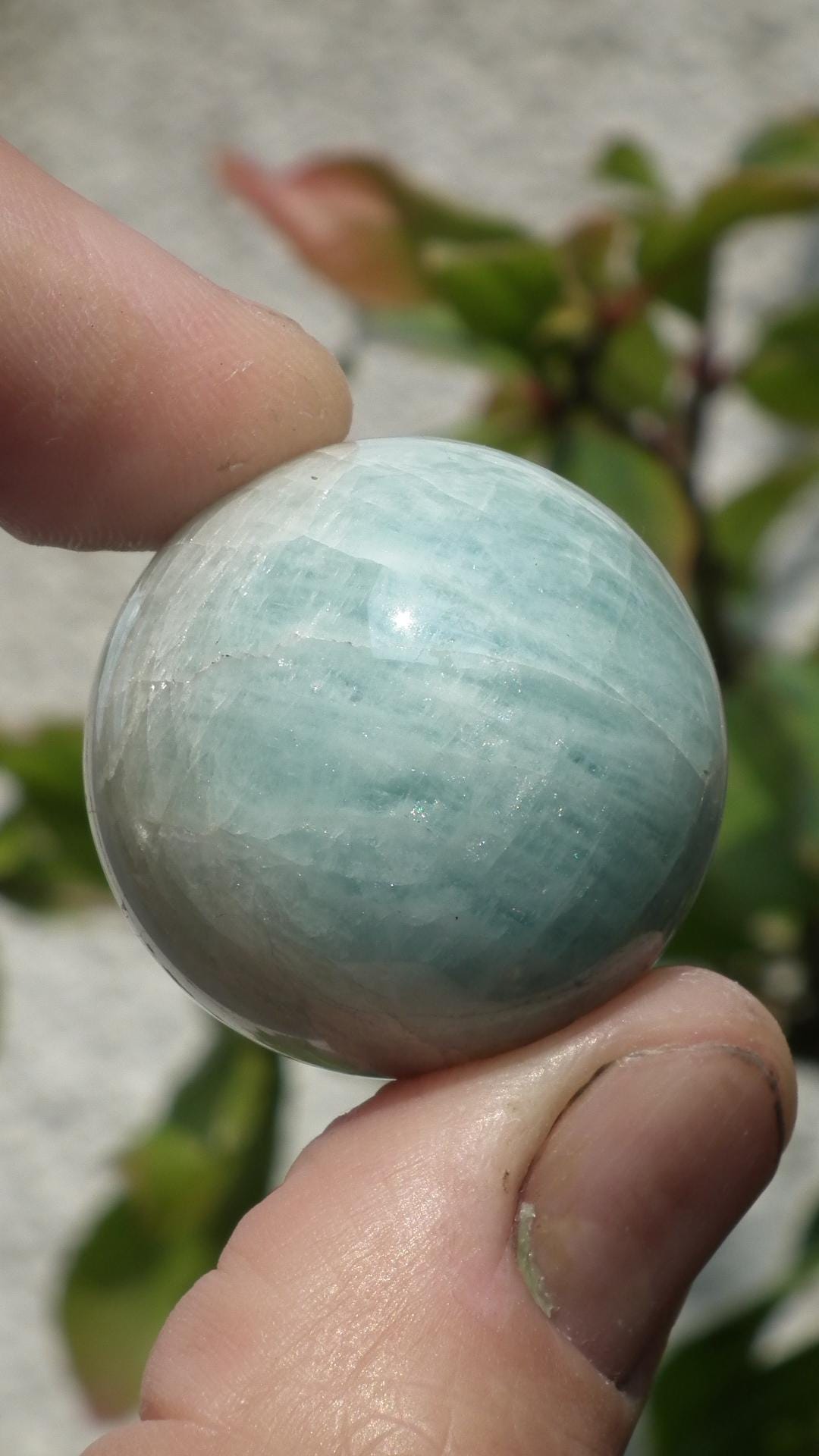 Auamarine sphere // Crystal sphere