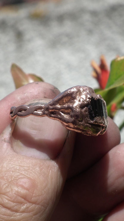 Black tourmaline ring / Copper ring
