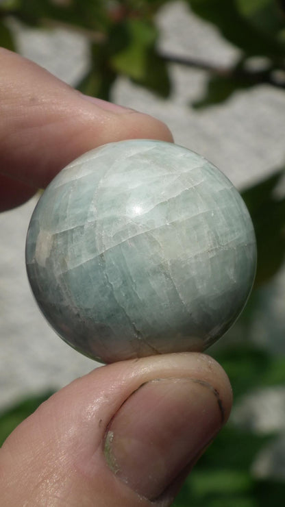 Auamarine sphere // Crystal sphere