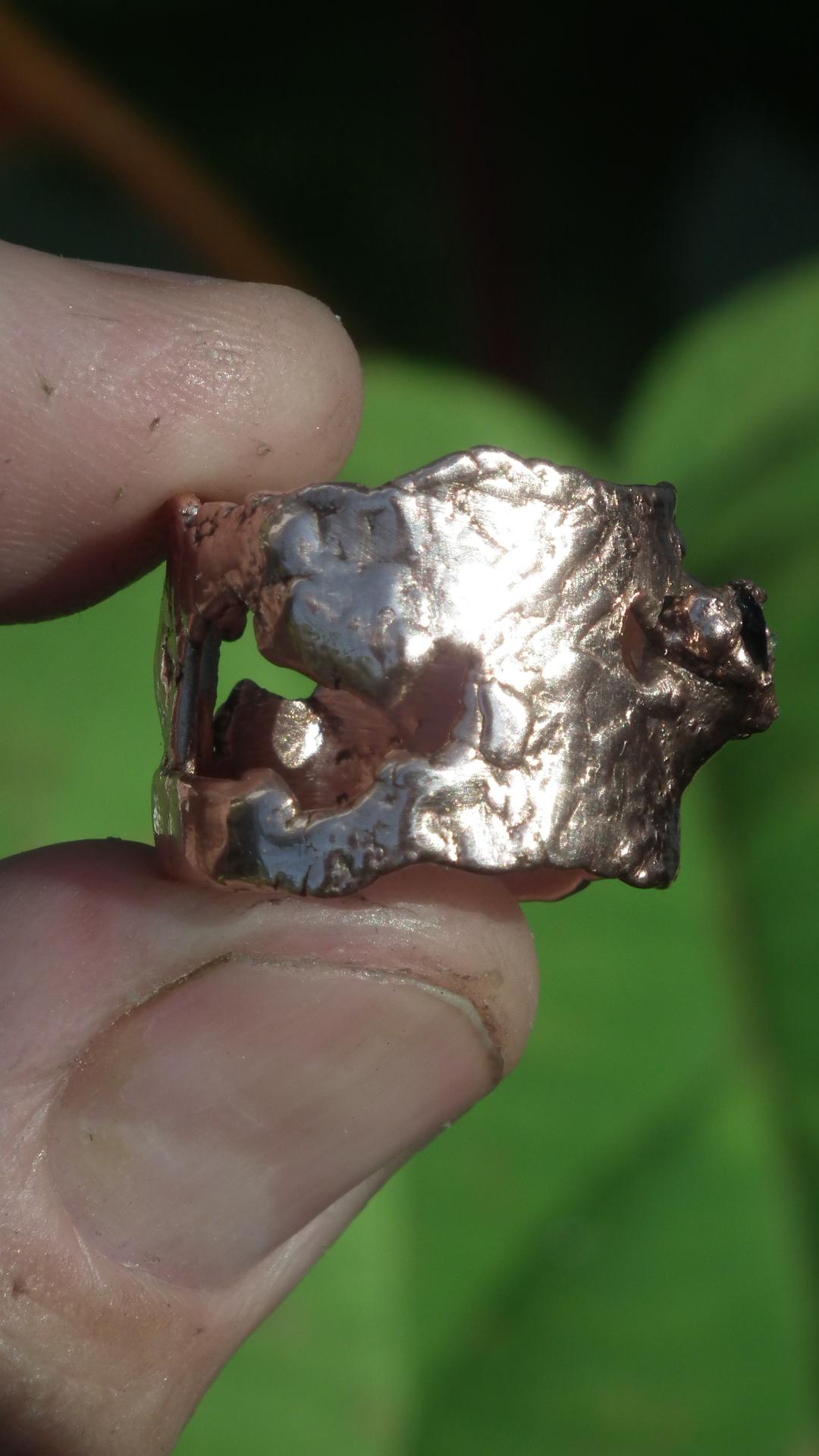 Raw moldavite ring / Bronze ring