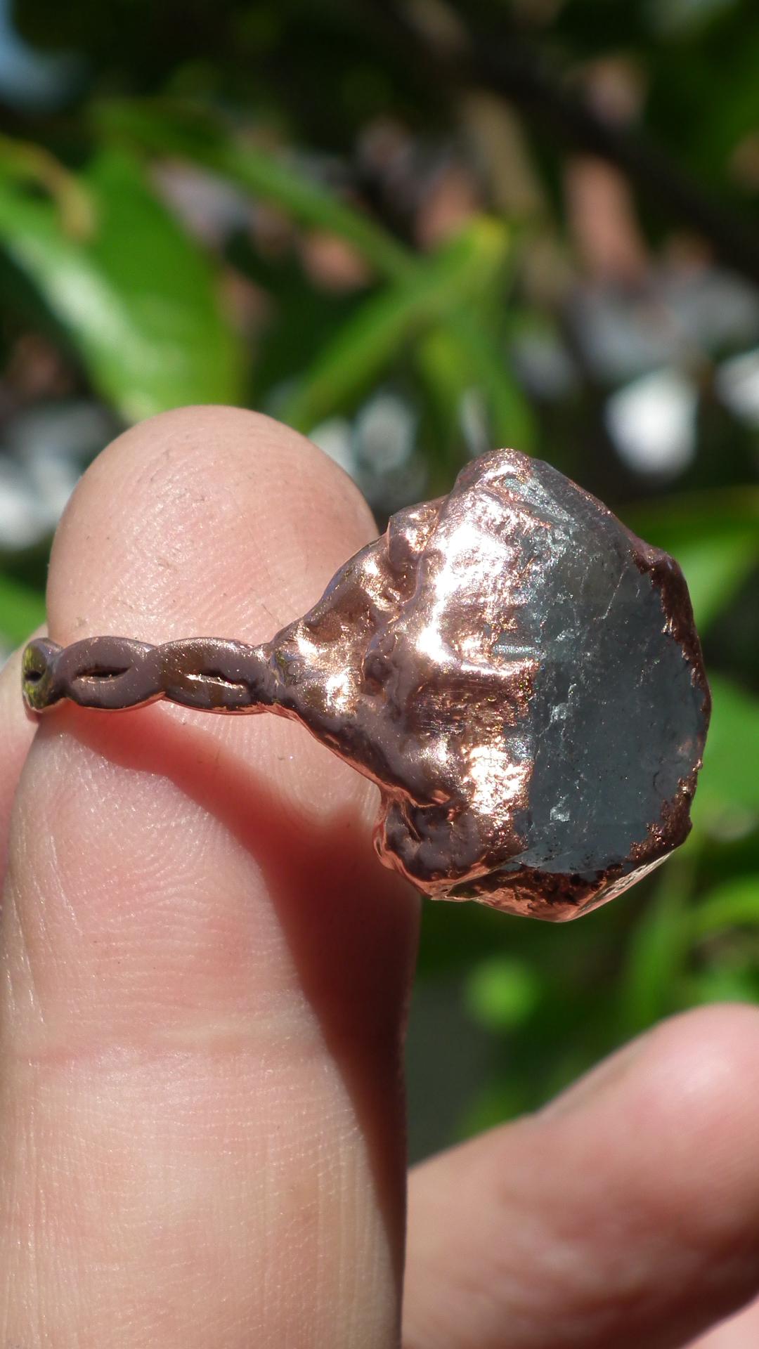 Electroformed Copper celestite ring / rough celestite