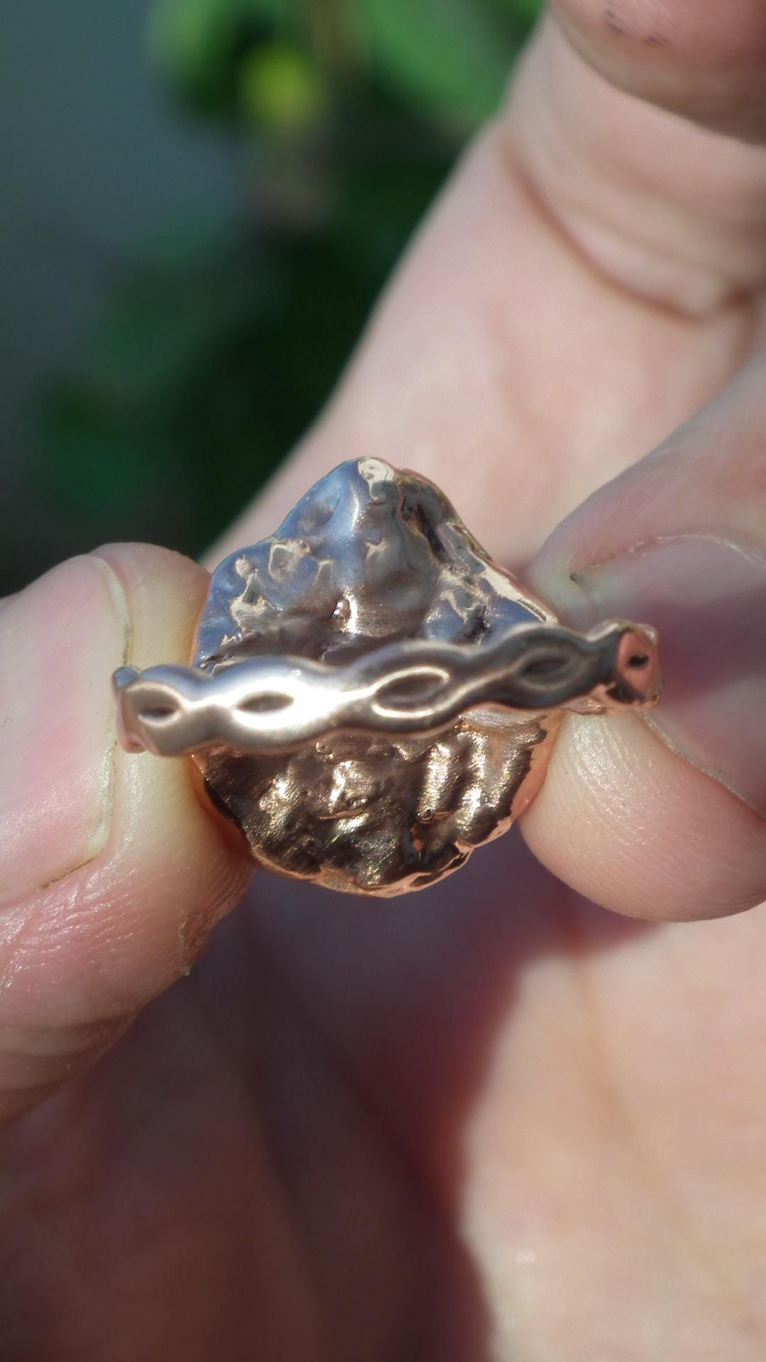 Electroformed copper Super 7 ring / Amethyst cacoxenite