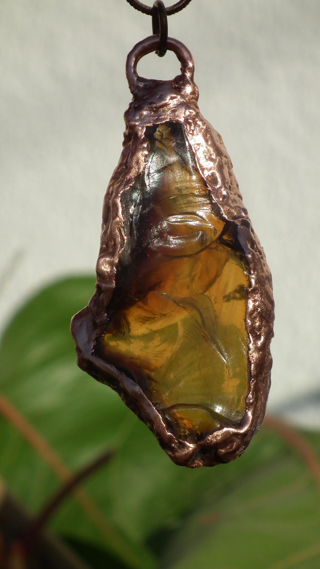 Sumatra amber pendant