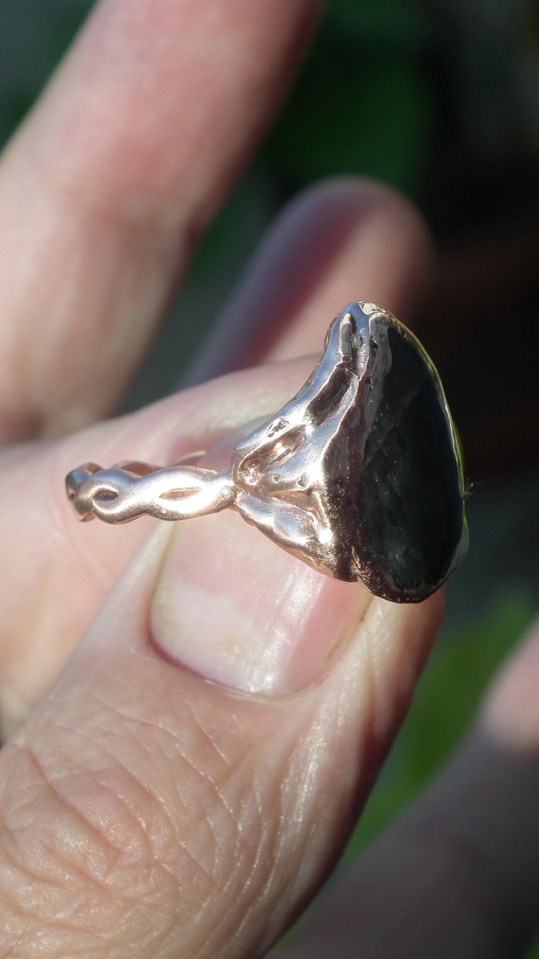 Electroformed copper Super 7 ring / Amethyst cacoxenite