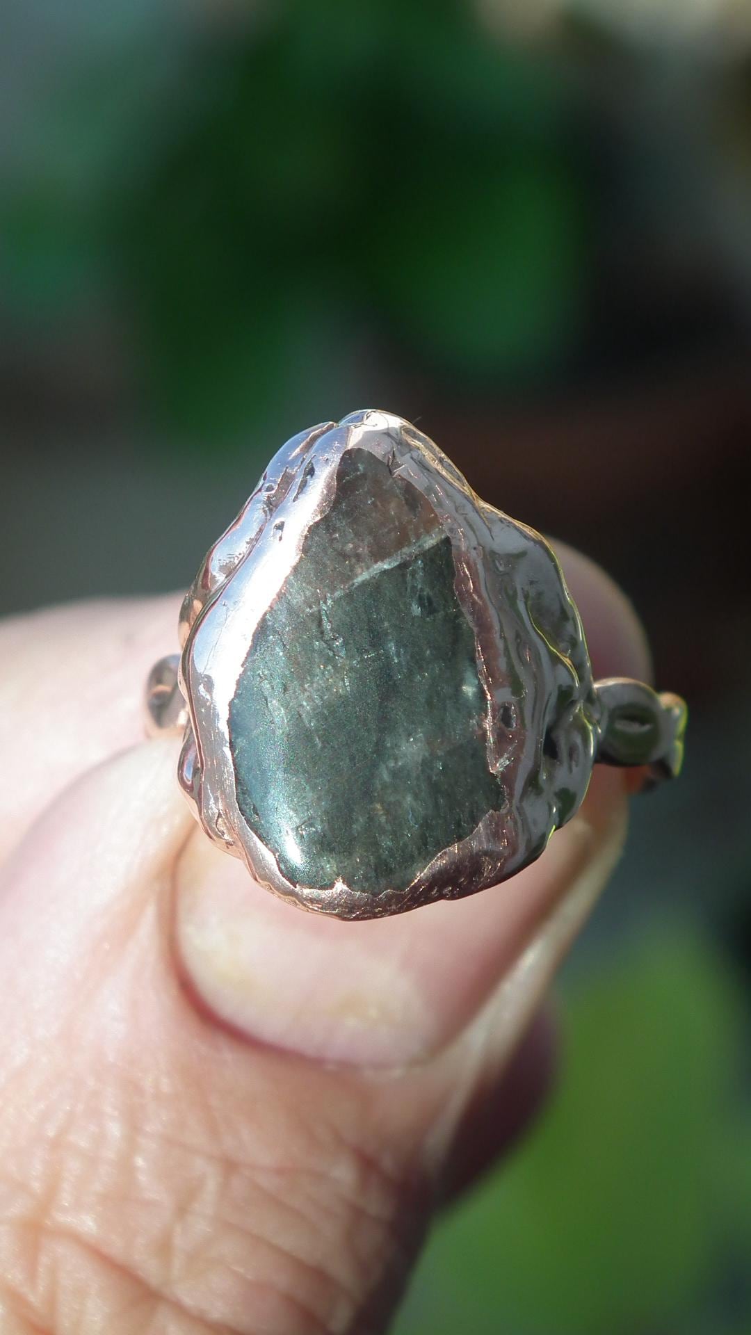Electroformed copper Super 7 ring / Amethyst cacoxenite
