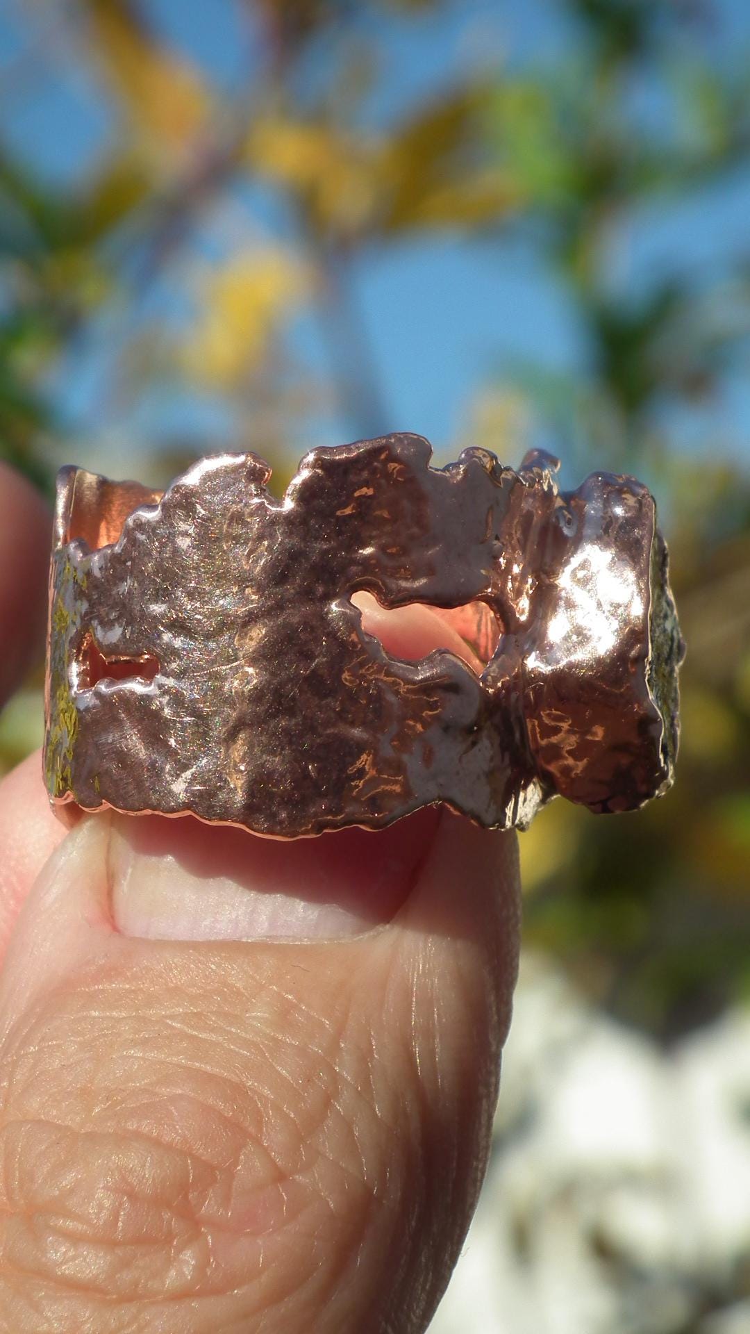 Raw garnet ring / Bronze ring