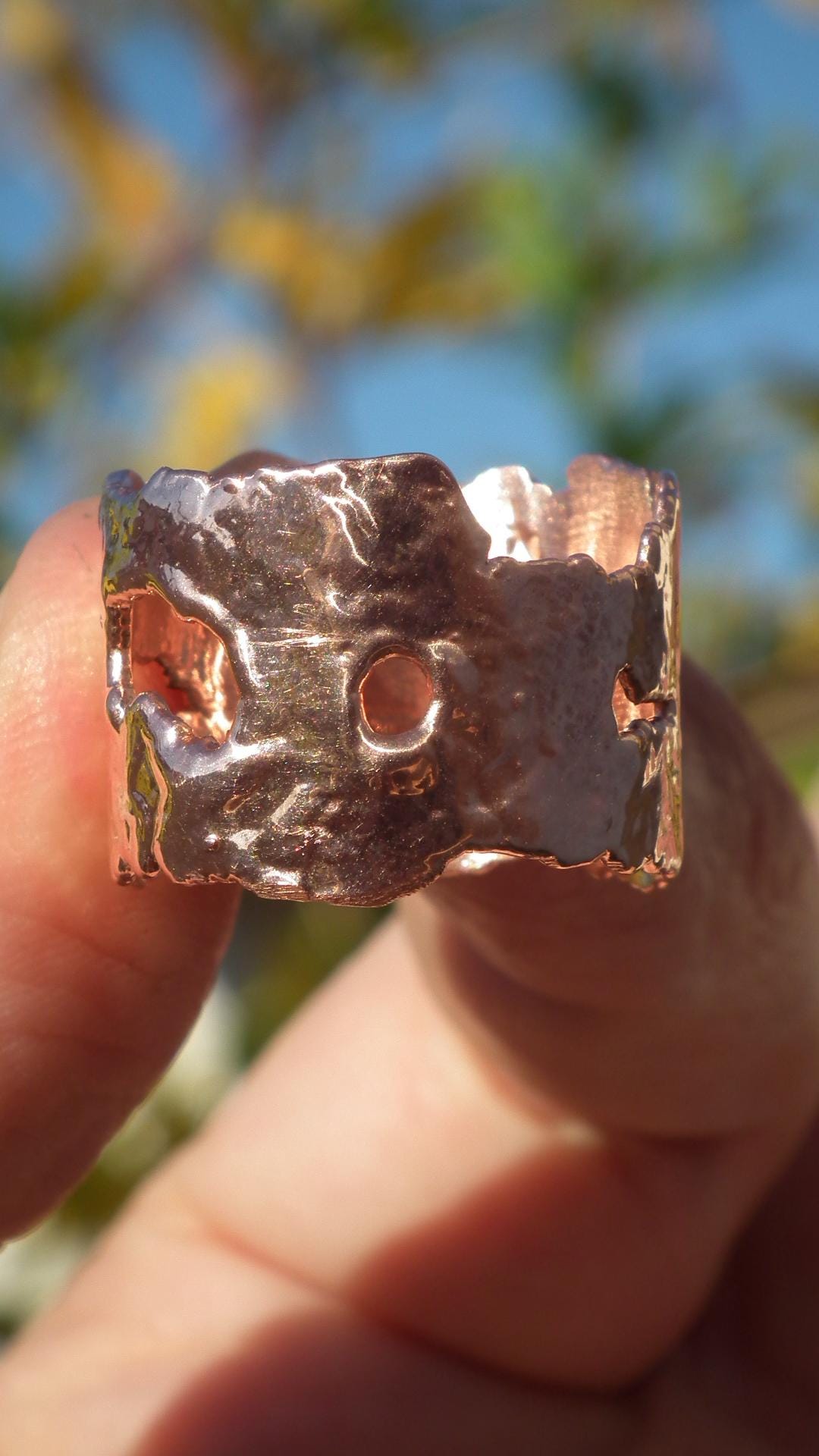 Raw garnet ring / Bronze ring