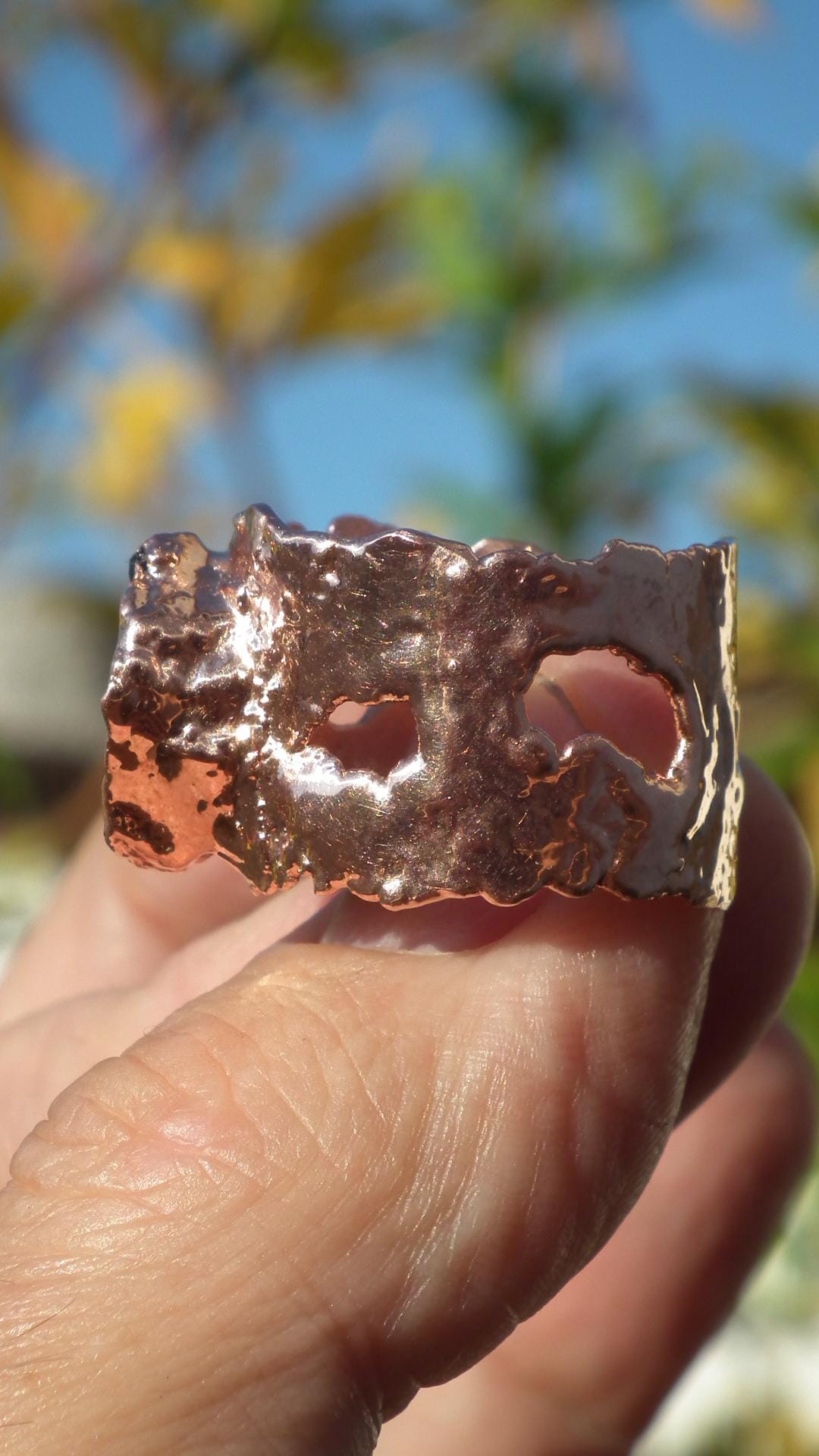 Raw garnet ring / Bronze ring