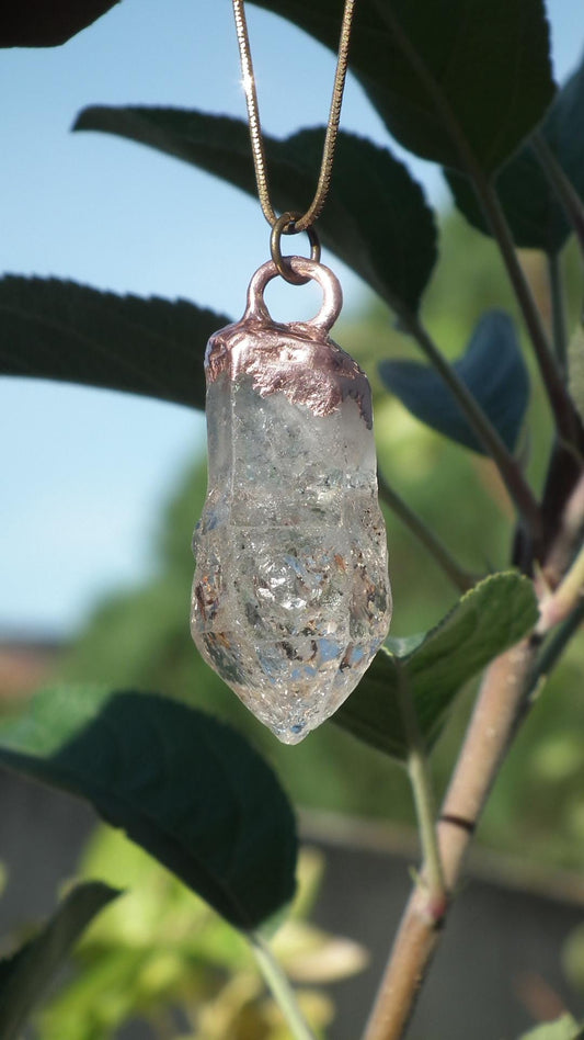 Hanger met uv-reactief kristal // Petroleumkwarts // Geëindigd kwarts