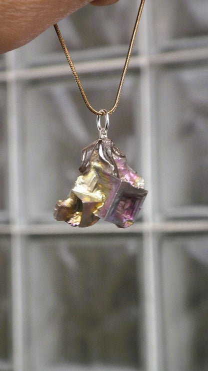 Bismuth pendant with silverplated bail