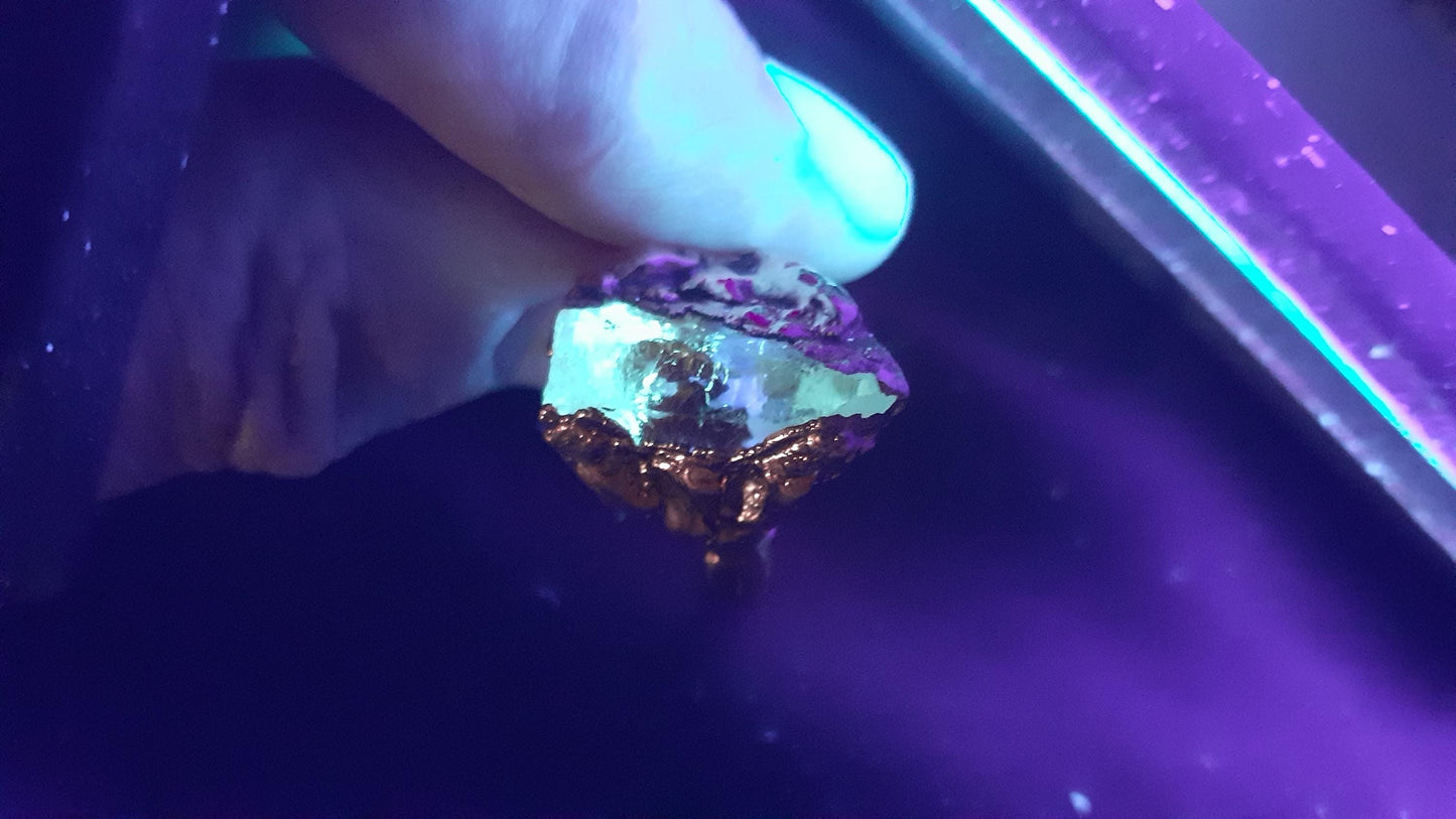 Enhydro crystal ring // Uv reactive crystal // Golden enhydro // Electroformed Copper