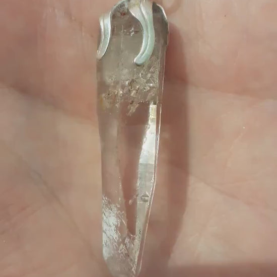 Uv reactive crystal pendant // Petroleum quartz // Terminated quartz