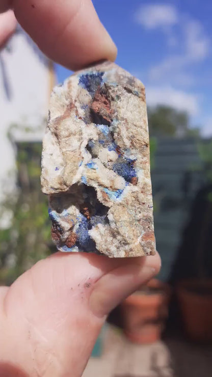 Azurite crystal // Azurite point // azurite tower