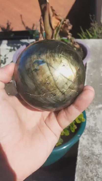 93mm Labradorite sphere from Madagaskar