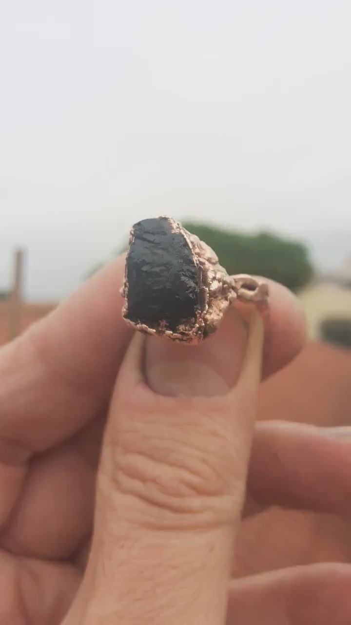 Black tourmaline ring / Copper ring