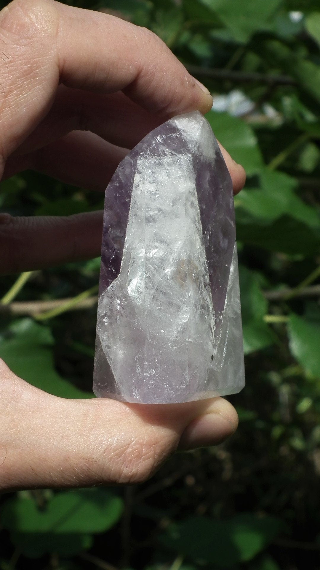 Amethyst point, Amethyst crystal