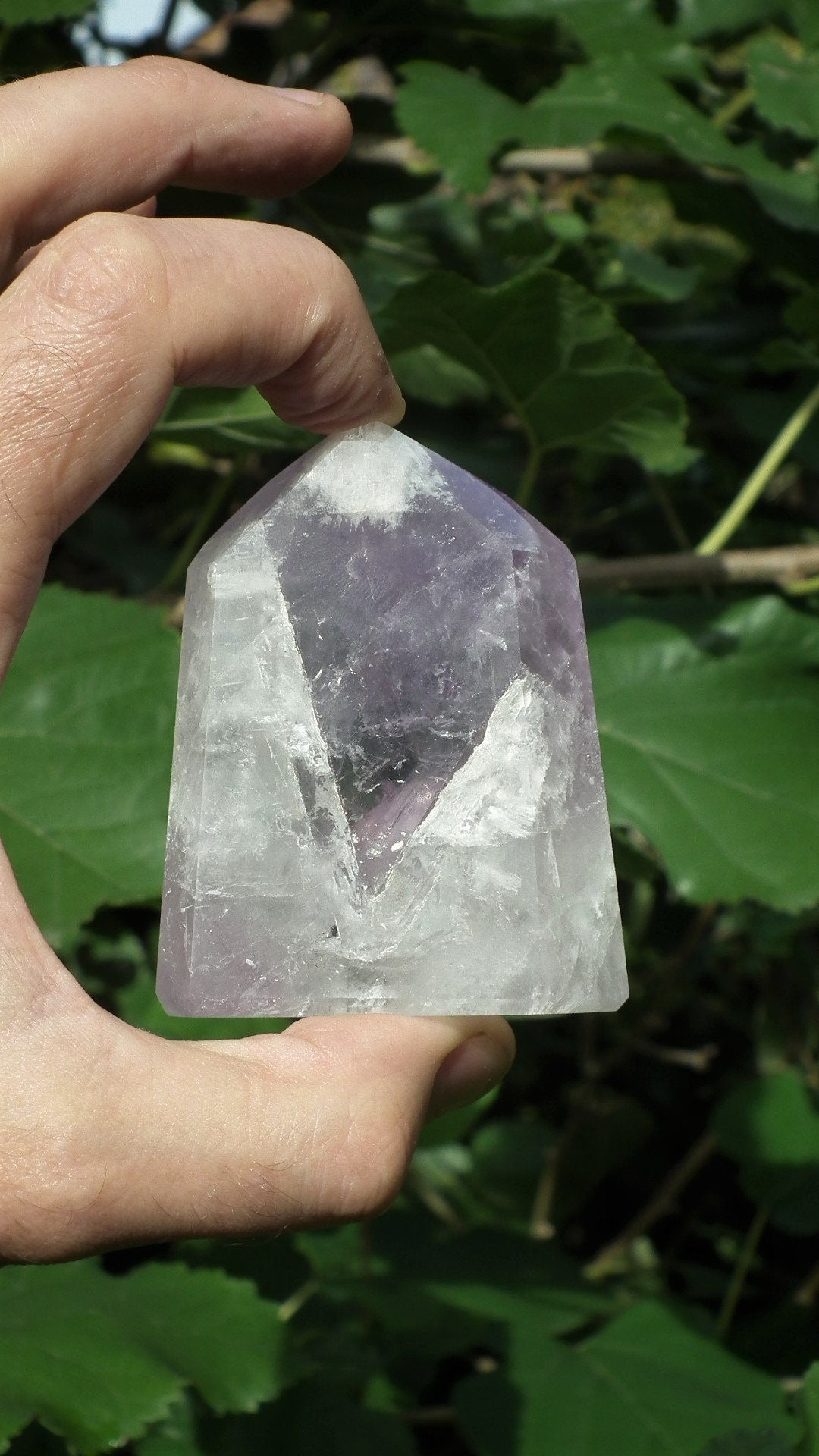 Amethyst point, Amethyst crystal