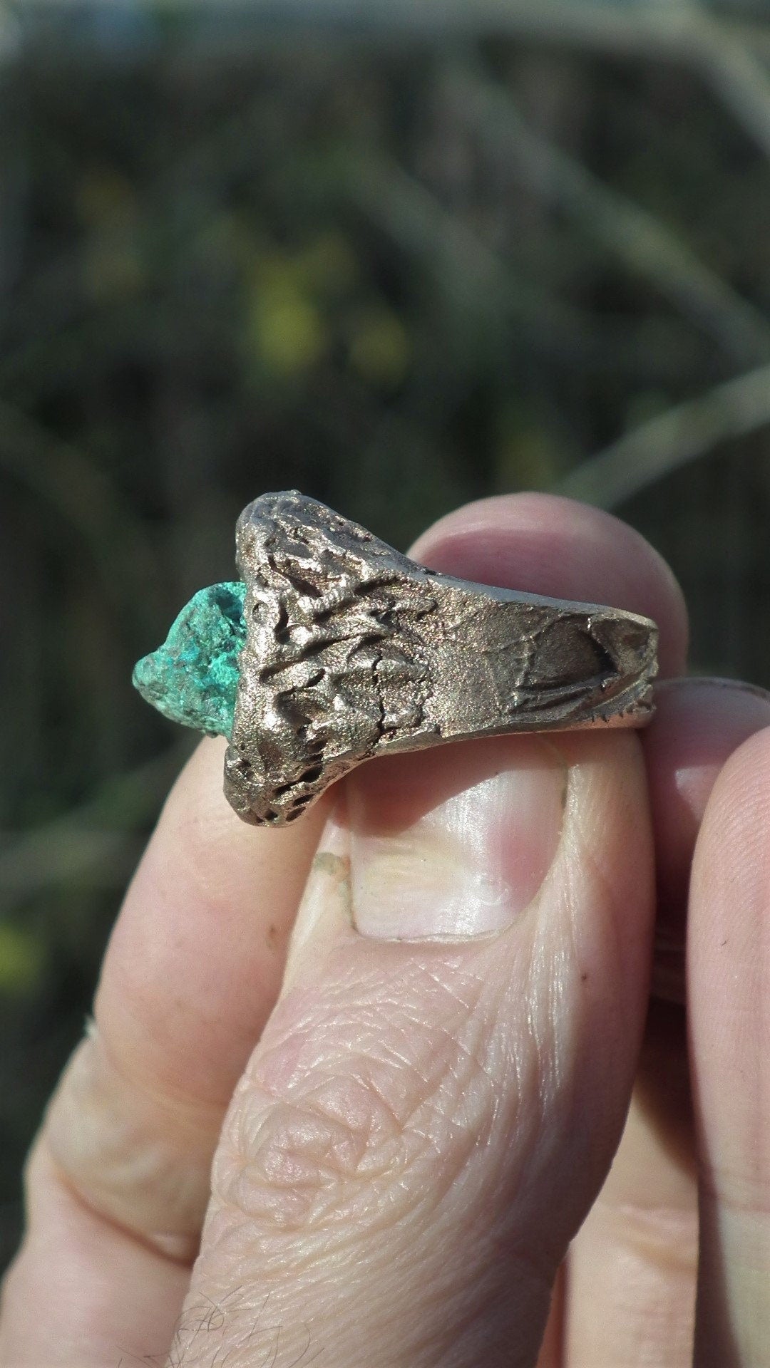 Handmade bronze Turquoise ring / Raw turquoise