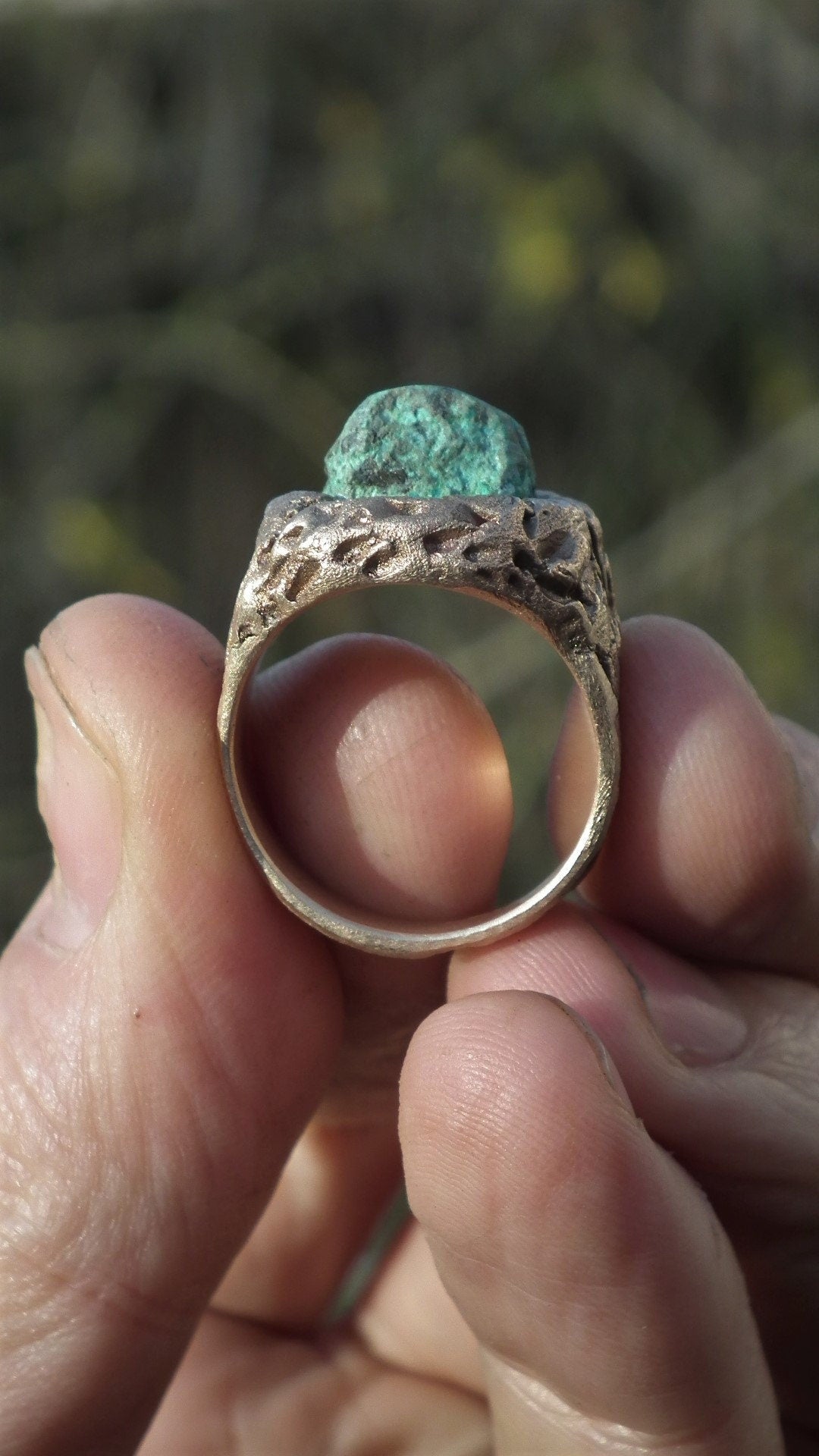 Handmade bronze Turquoise ring / Raw turquoise