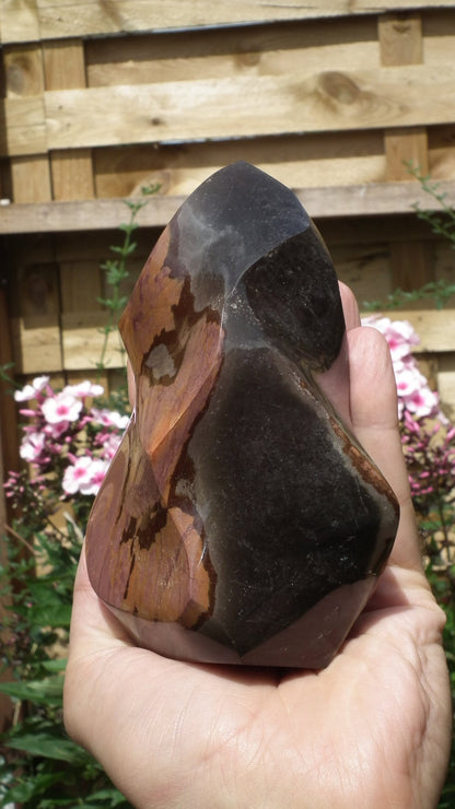 Polychrome jasper flame // Freeform // Sculpture