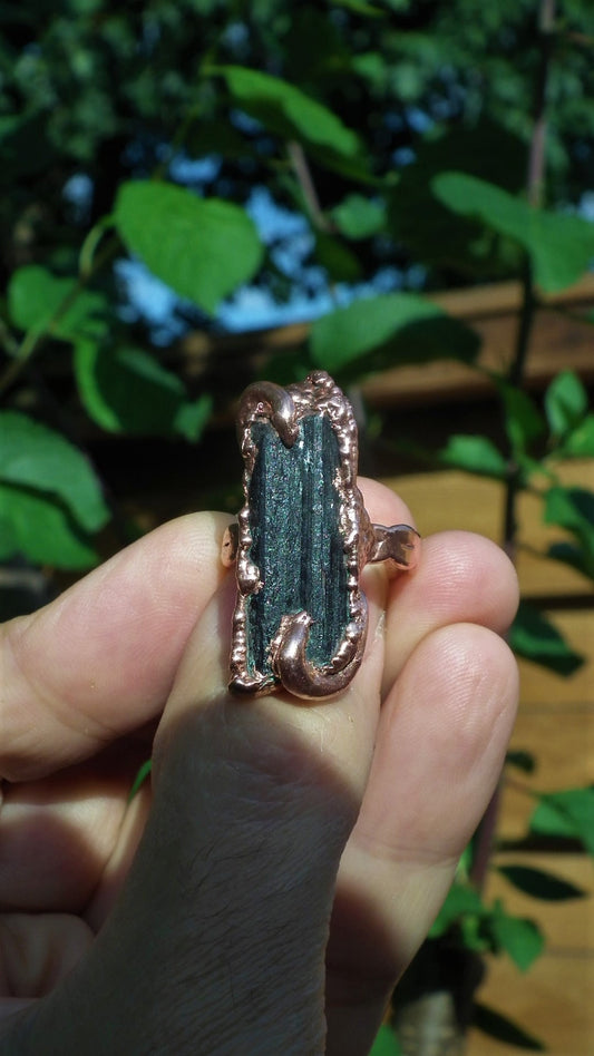Black tourmaline ring / Electroformed copper