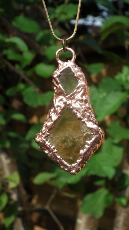 Raw Honey Calcite pendant / Red copper / Electroformed copper / Free Copper snake chain