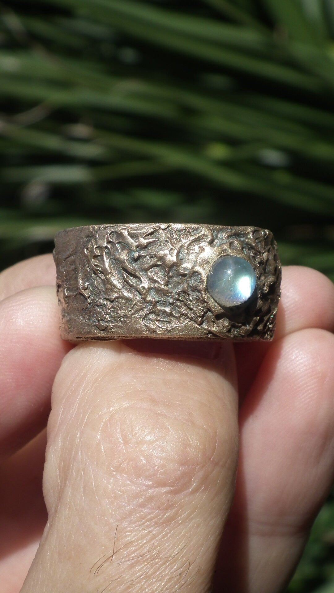 Bronze rainbow moonstone ring