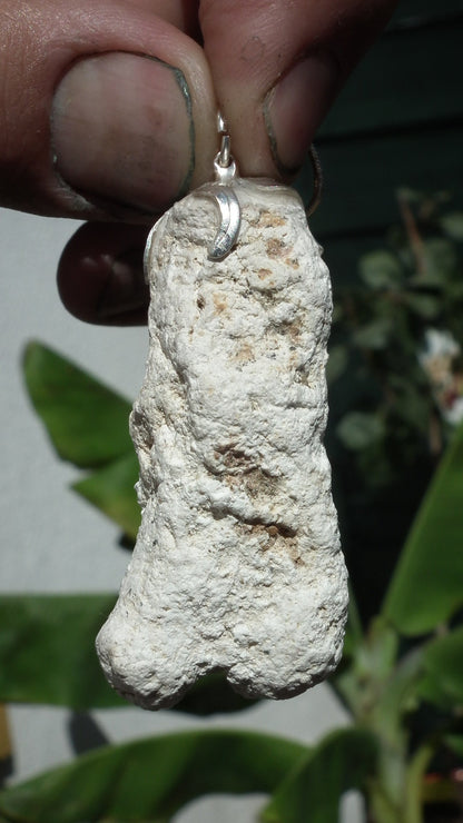 Magnesite pendant // Magnesite stone // Raw Magnesite