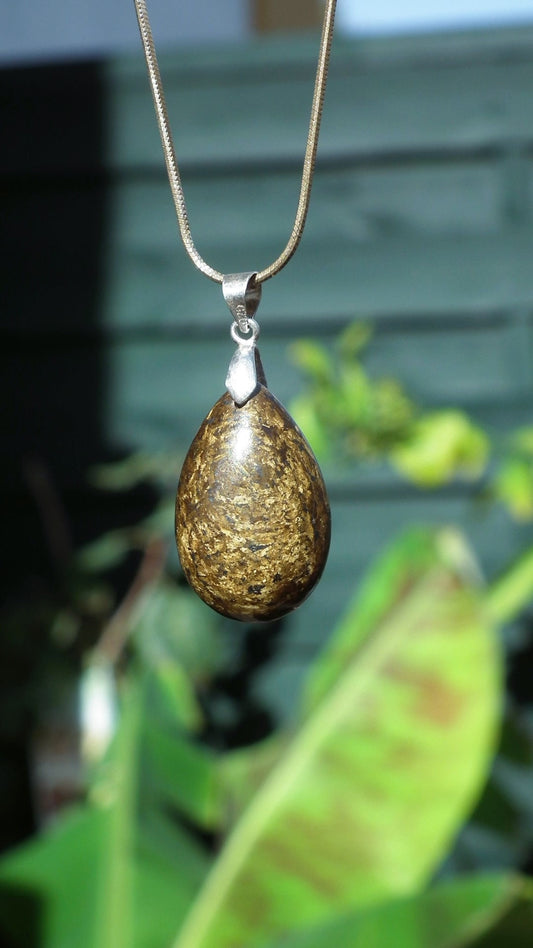 Bronzite necklage