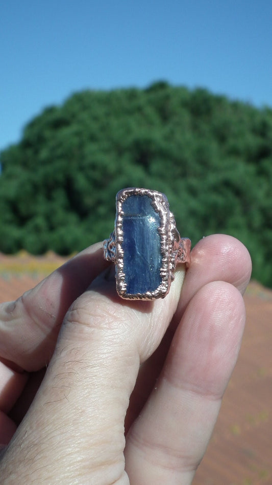 Blue kyanite ring large / Electroformed copper